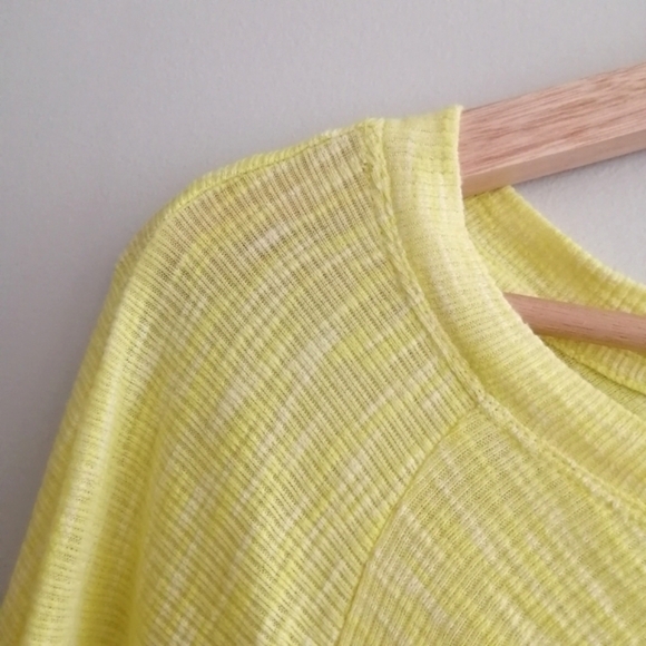 By Anthropologie Damania Yellow Asymmetrical Lightweight Pullover Sweater Small - Picture 5 of 16